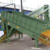 Nastro trasportatore industriale inclinato Ghirarduzzi per il convogliamento e la movimentazione di materiali sfusi.